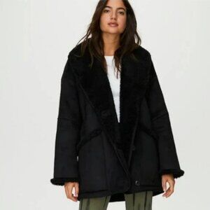 Aritzia Wilfred Free Astral Faux Shearling Jacket in Black